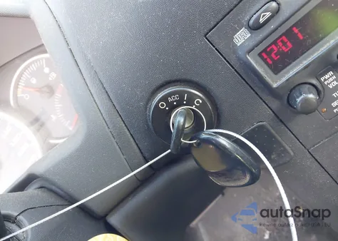 2004 Pontiac Grand Prix Gt1 z USA, uszkodzony, nr VIN 2G2WP522X41284060